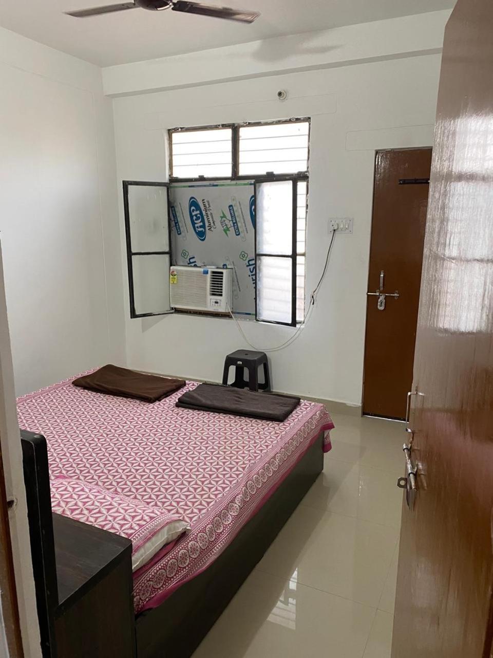Sriram Homestay 01 Km To Sri Ram Mandir Ayodhya Kültér fotó